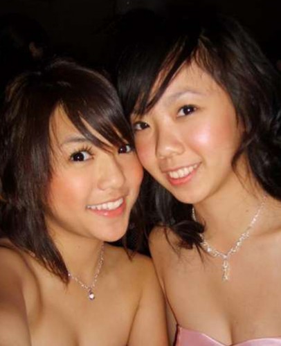 hot naked asian girls